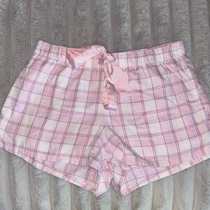 Hollister Pink Plaid Pajama  Shorts Size Small🩷